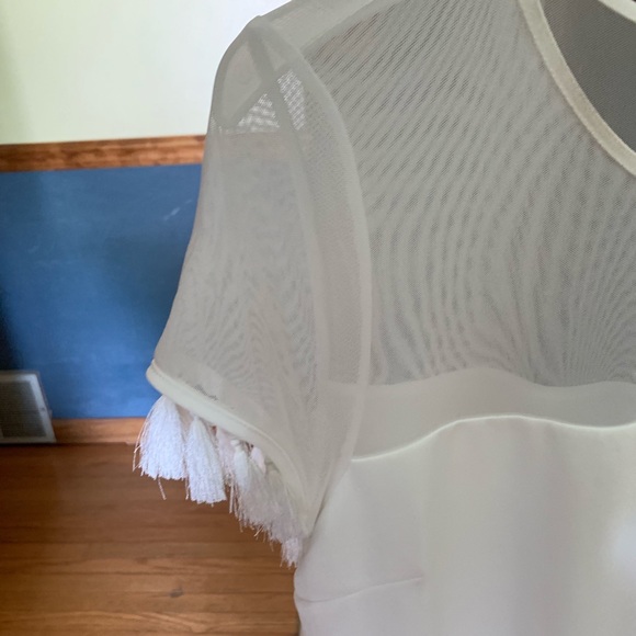 NWT LULUS WHITE T-SHIRT DRESS ✨ - Picture 3 of 6